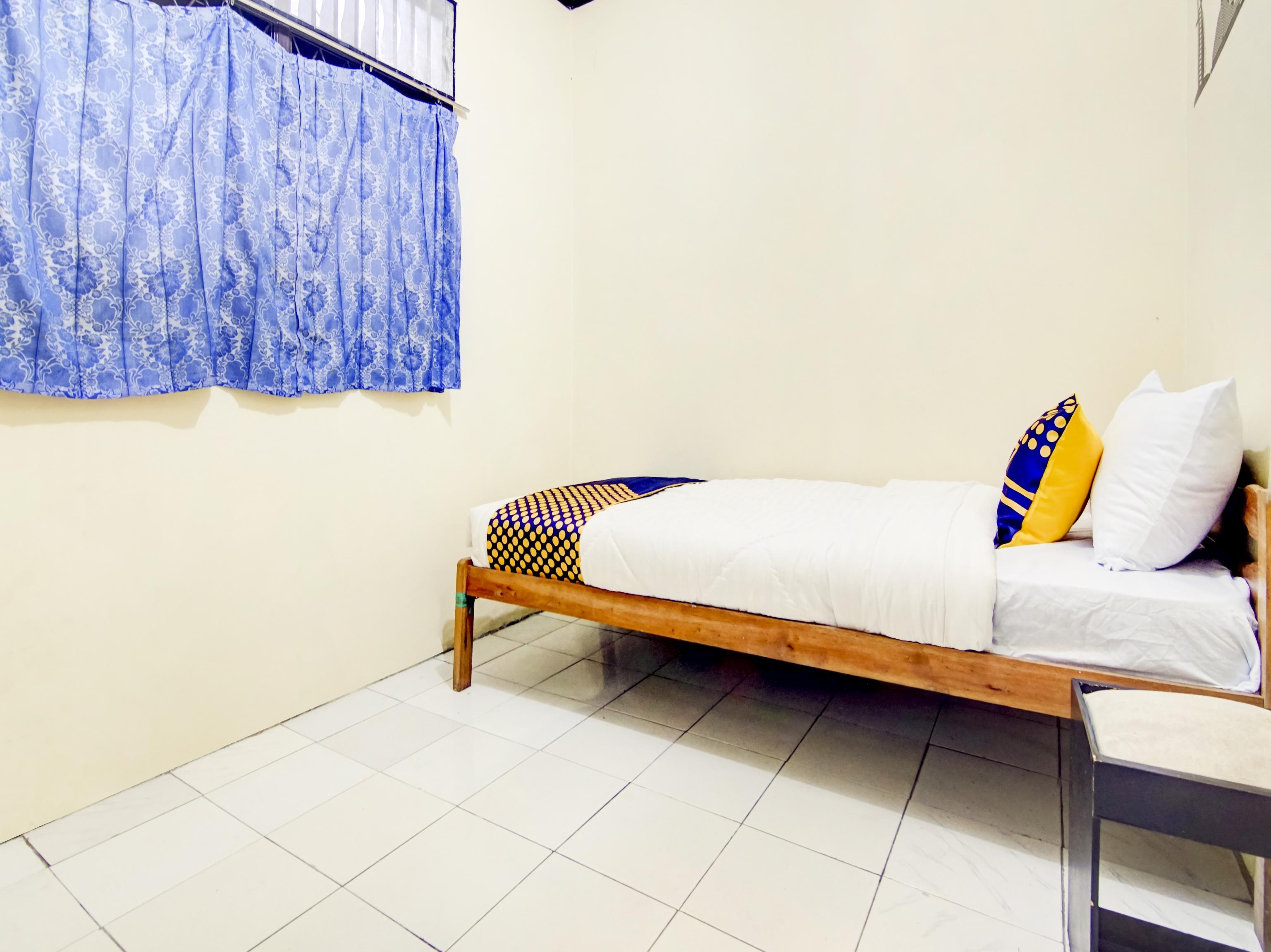 Spot On 3979 Wisma Purimas Syariah Depok Εξωτερικό φωτογραφία